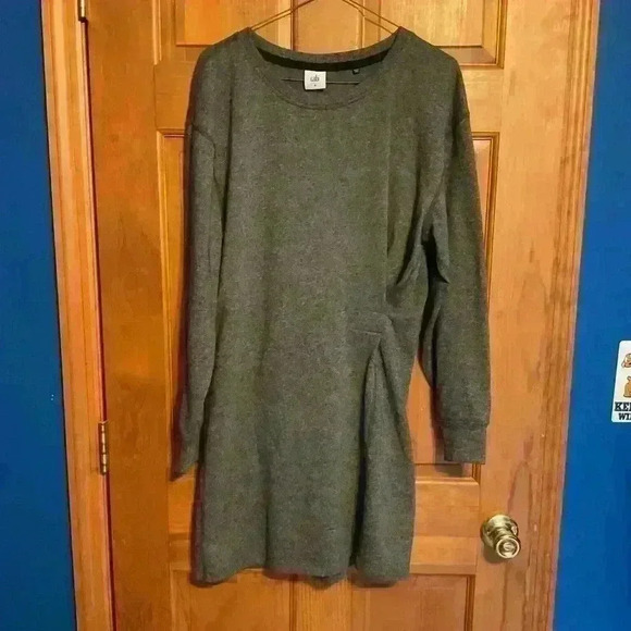 CABI Long Sleeve Mini Casual Fall Scoop Neck Women Mini Dress sz Medium - Picture 1 of 5